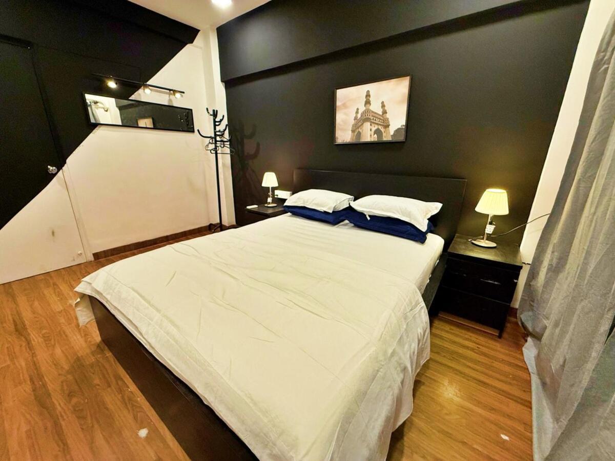 Elite 2 - Premium 2bhk - Lokhandwala Andheri Apartament *