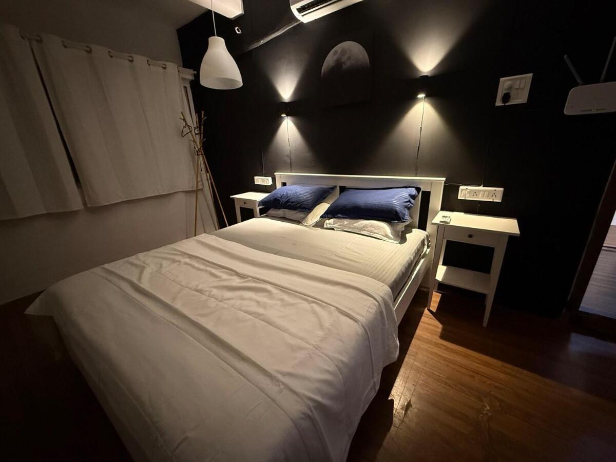 Apartament Elite 2 - Premium 2bhk - Lokhandwala Andheri *