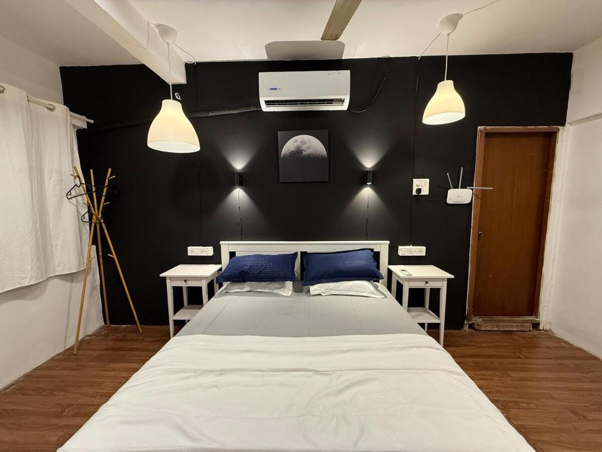 Elite 2 - Premium 2bhk - Lokhandwala Andheri Apartament *