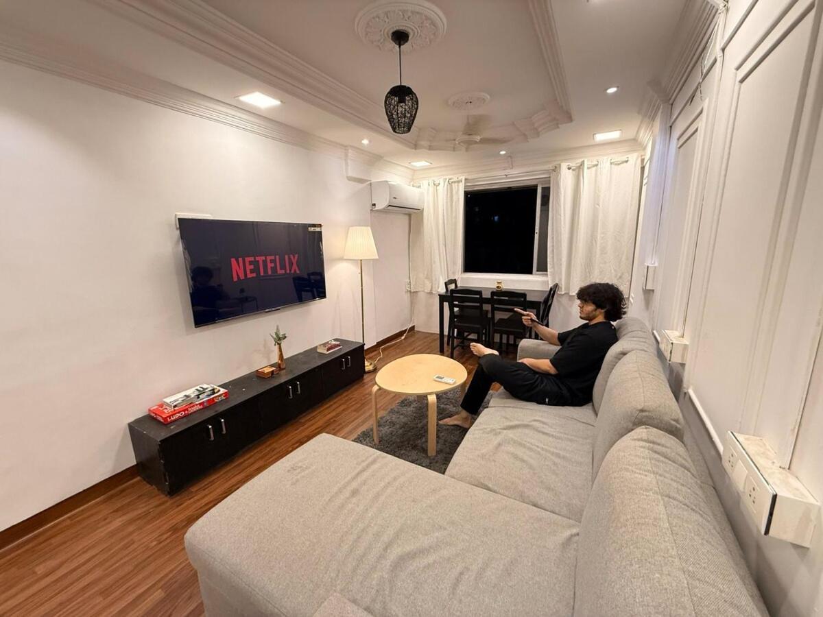 Elite 2 - Premium 2bhk - Lokhandwala Andheri